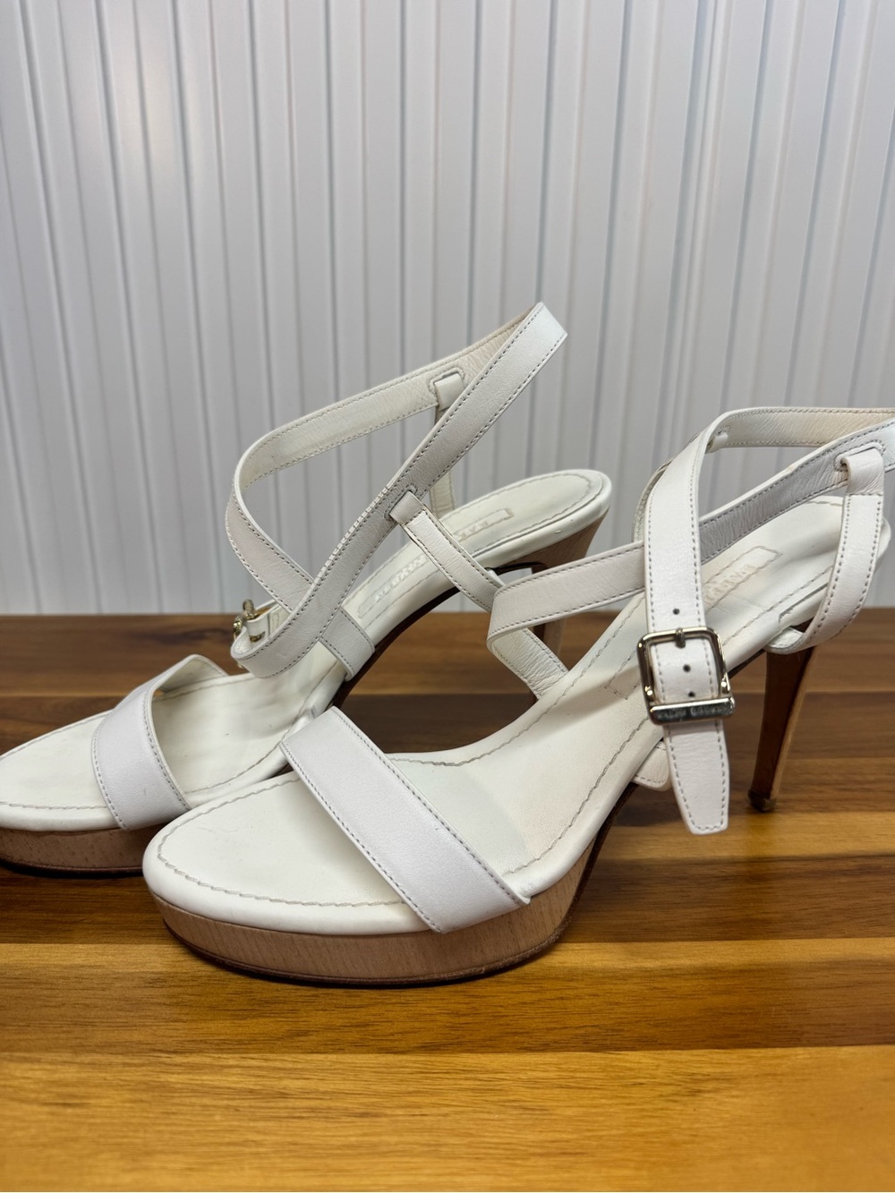 Ralph Lauren Collection Made in Italy 9B White Strap Heel Sandals Vintage